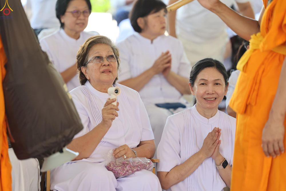 ภาพ No.304660:วันที่ 25 มกราคม พ.ศ. 2569 พิธีต้อนรับพระธรรมยาตรา (ภาพชุดที่ 2) รร.สามัคคีราษฏร์บำรุง-วัดพระธรรมกาย ในโครงการธรรมยาตรา กตัญญูบูชา มหาปูชนียาจารย์ พระมงคลเทพมุนี(สด จนฺทสโร) พระผู้ปราบมาร อนุสรณ์สถาน 7 แห่ง ปีที่ 14