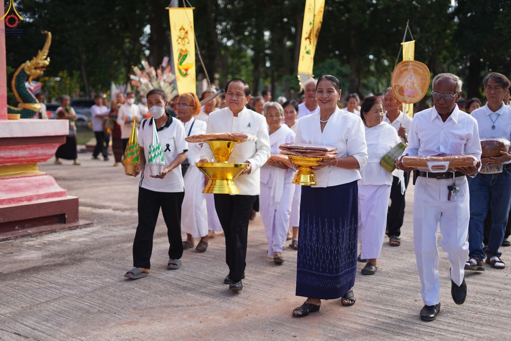 ภาพ No.281990:วันที่ 29 ตุลาคม พ.ศ. 2568 พิธีทอดกฐินสามัคคีทั่วไทย 30,000 วัด  โดยคณะศิษยานุศิษย์ บูชาธรรม 81 ปี  หลวงพ่อธัมมชโย ณ วัดหนองแซงสร้อย ต.น้ำพ่น  อ.หนองวัวซอ จ.อุดรธานี