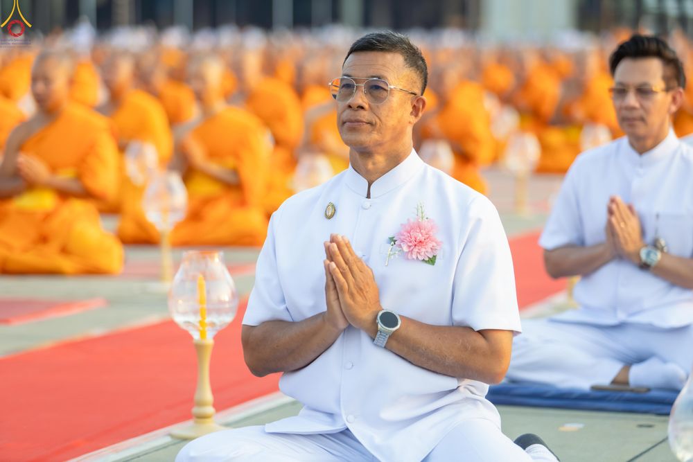 ภาพ No.307751:วันที่ 31 มกราคม พ.ศ. 2569 พิธีจุดประทีปธรรมถวายเป็นพุทธบูชา  และบูชาธรรมมหาปูชนียาจารย์ (ภาพชุดที่ 2) ณ วัดพระธรรมกาย ปทุมธานี ในโครงการธรรมยาตรา กตัญญูบูชา มหาปูชนียาจารย์ พระมงคลเทพมุนี(สด จนฺทสโร) พระผู้ปราบมาร อนุสรณ์สถาน 7 แห่ง ปีที่ 14