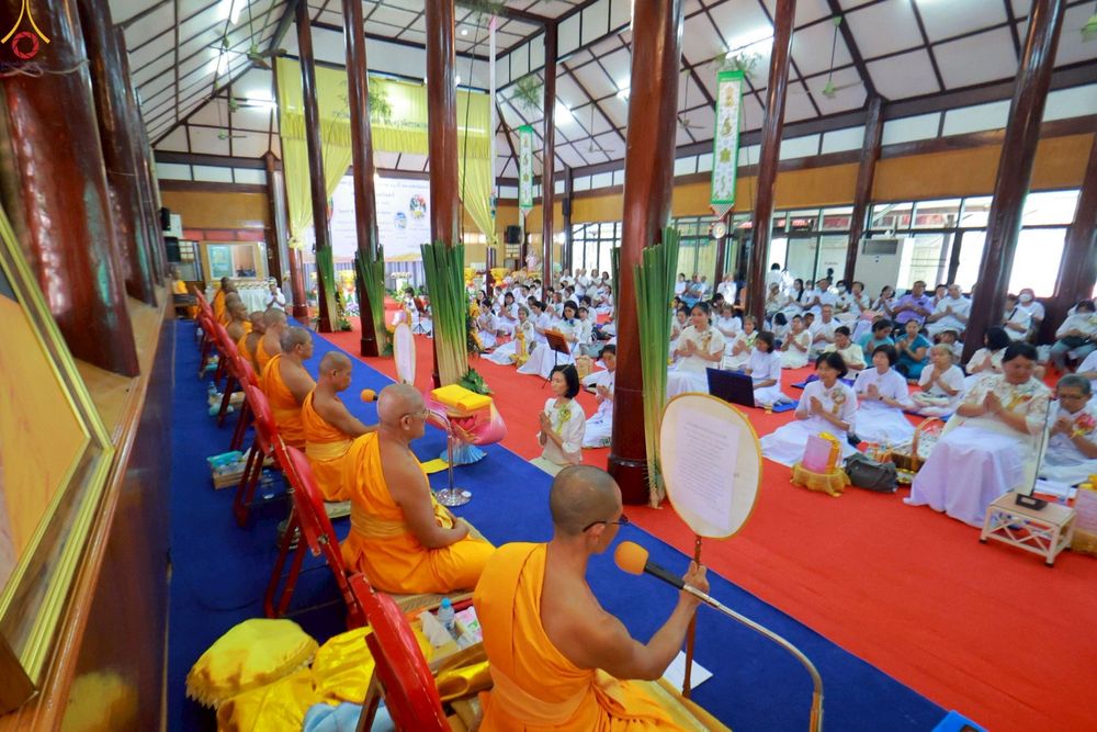 ภาพ No.254440:วันที่ 11 ตุลาคม พ.ศ. 2568 พิธีทอดกฐินสามัคคีทั่วไทย 30,000 วัด โดยคณะศิษยานุศิษย์ บูชาธรรม 81 ปี หลวงพ่อธัมมชโย ณ วัดกลางธนรินทร์ อ.พรหมบุรี จ.สิงห์บุรี