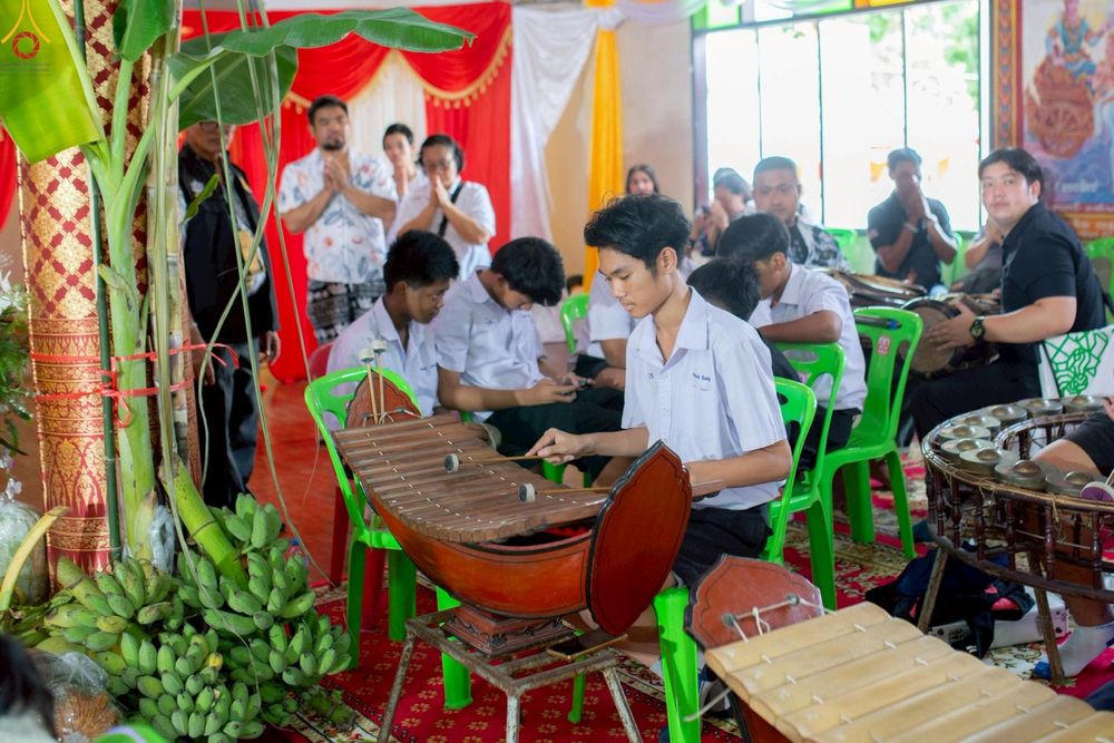 ภาพ No.271776:วันที่ 1 พฤศจิกายน พ.ศ. 2568 พิธีทอดกฐินสามัคคีทั่วไทย ณ วัดลาดทราย อ.วังน้อย จ.พระนครศรีอยุธยา โดยคณะศิษยานุศิษย์ บูชาธรรม 81 ปี หลวงพ่อธัมมชโย