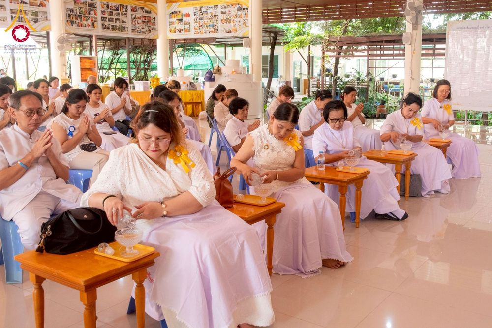 ภาพ No.276348:วันศุกร์ที่ 5 ธันวาคม 2568 (วันพ่อแห่งชาติ) พิธีบรรพชาอุปสมบทหมู่ธรรมทายาท จำนวน 14 รูป โครงการบรรพชาอุปสมบทหมู่ รุ่นบูชาธรรมมหาปูชนียาจารย์ ประจำปี 2568  ณ ศูนย์อบรมเยาวชนบางปะหัน จังหวัดพระนครศรีอยุธยา