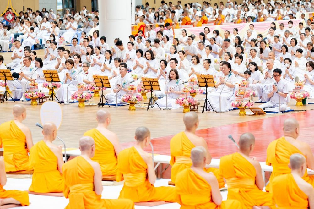 ภาพ No.149044:พิธีถวายคิลานเภสัชและอุปกรณ์ทางการแพทย์ เนื่องในวันธรรมชัย วันอาทิตย์ที่ 18 สิงหาคม พ.ศ. 2567 ณ ห้องแก้วสารพัดนึก 2 สภาธรรมกายสากล วัดพระธรรมกาย