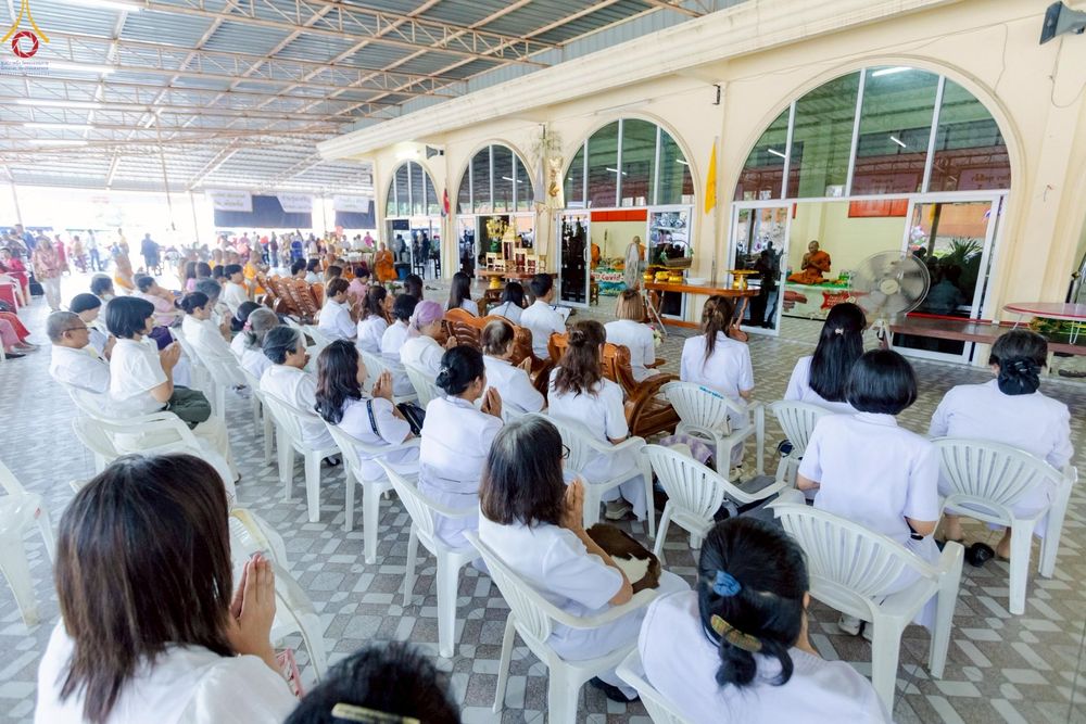 ภาพ No.263778:วันที่ 23 ตุลาคม พ.ศ. 2568 พิธีทอดกฐินสามัคคีทั่วไทย 30,000 วัด โดยคณะศิษยานุศิษย์ บูชาธรรม 81 ปี หลวงพ่อธัมมชโย ณ วัดเขาน้อยพัฒนาราม ต.สุรศักดิ์ อ.ศรีราชา จ.ชลบุรี