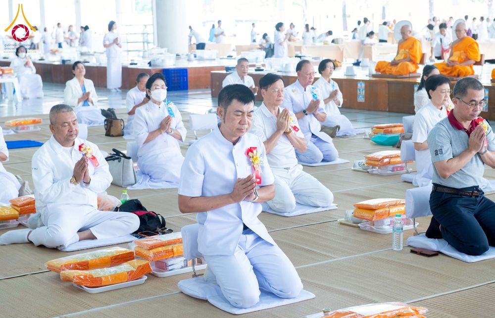 ภาพ No.265893:วันพุธที่ 5 พฤศจิกายน พ.ศ. 2568 (วันพระ ขึ้น 15 ค่ำ เดือน 12) พิธีบุพเปตพลี ครั้งที่ 172 ร่วมอุทิศบุญแด่หมู่ญาติที่ล่วงลับไปแล้ว และสืบทอดอายุพระพุทธศาสนา ณ หอฉันคุณยายอาจารย์ฯ วัดพระธรรมกาย