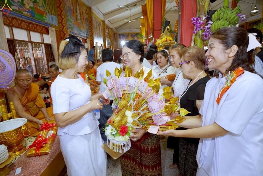 ภาพ No.272388:วันที่ 1 พฤศจิกายน พ.ศ. 2568 พิธีทอดกฐินสามัคคีทั่วไทย ณ วัดสุขวนาราม ต.ดอนรวก  อ.ดอนตูม จ.นครปฐม โดยคณะศิษยานุศิษย์ บูชาธรรม 81 ปี หลวงพ่อธัมมชโย