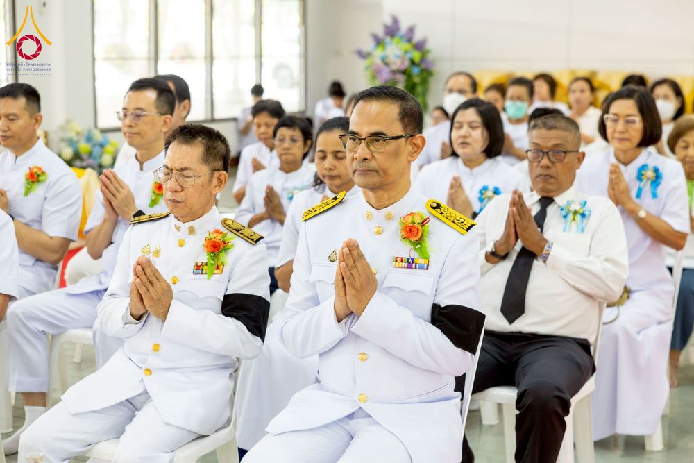 ภาพ No.276670:วันเสาร์ที่ 6 ธันวาคม พ.ศ. 2568 พิธีมุทิตาสักการะ เนื่องในโอกาสที่พระเดชพระคุณพระพรหมดิลก เจ้าอาวาสวัดสามพระยา วรวิหาร เมตตาเป็นประธานในพิธีตั้งฐานานุกรมใน พระราชวิเทศวชิรเวที (บัณฑิต วรปญฺโญ) ผู้ช่วยเจ้าอาวาสวัดพระธรรมกาย (ไวโรจน์ วิโรจโน) ผู้ช่วยเจ้าอา