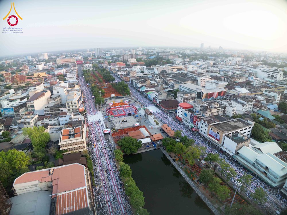 ภาพ No.312535:วันอาทิตย์ที่ 8 มีนาคม พ.ศ.2569 ทำบุญเมืองนครราชสีมา 558 ปี ตักบาตรพระ 10,000 รูป