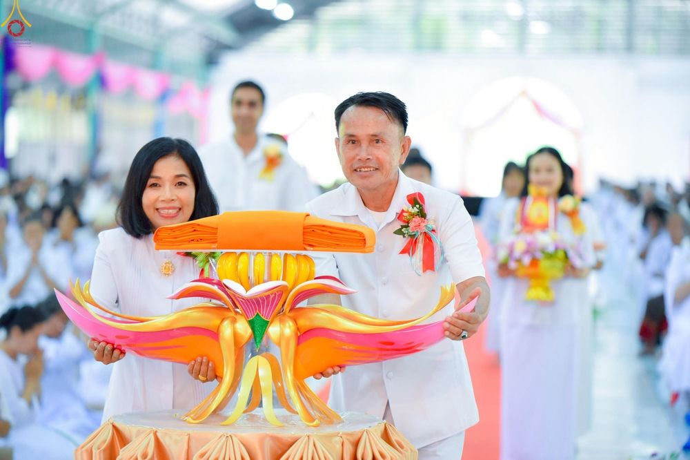 ภาพ No.271514:วันอาทิตย์ที่ 26 ตุลาคม พ.ศ. 2568 พิธีทอดกฐินสามัคคี เพื่อสร้างหอฉันและปรับปรุงอาคารสถานที่ ให้เหมาะสมในการอบรมคุณธรรมแก่เยาวชน ณ ศูนย์อบรมเยาวชนสุรินทร์