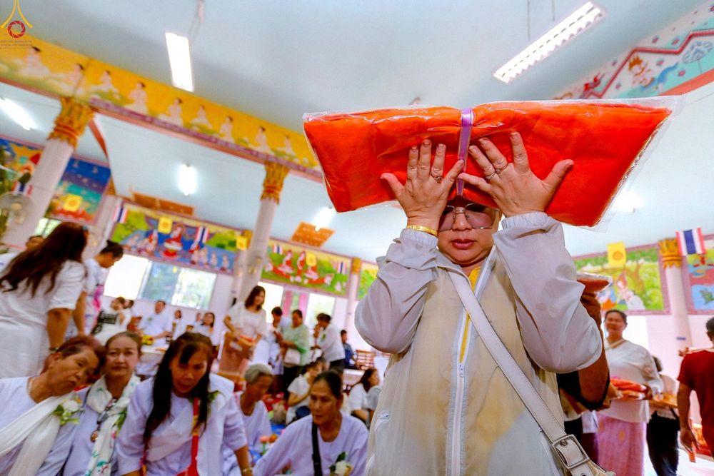 ภาพ No.268117:วันที่ 26 ตุลาคม พ.ศ. 2568 พิธีทอดกฐินสามัคคีทั่วไทย ณ วัดทุ่งสาย อ.ท่าตะเกียบ จ.ฉะเชิงเทรา โดยคณะศิษยานุศิษย์ บูชาธรรม 81 ปี หลวงพ่อธัมมชโย