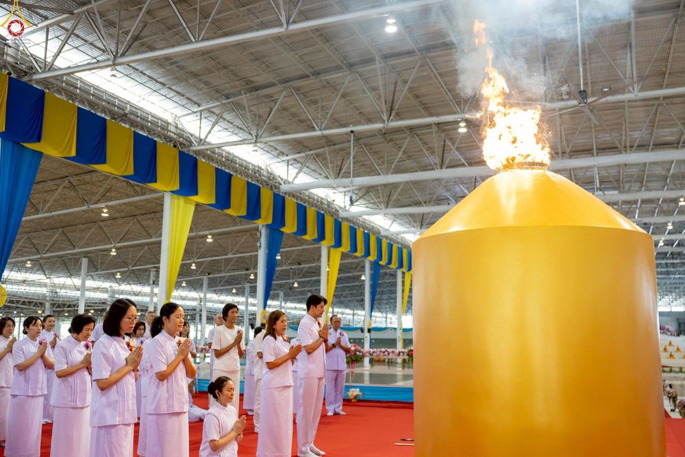 ภาพ No.249531:วันที่ 28 กันยายน พ.ศ. 2568 พิธีจุดเทียนใจ ไฟนิรันด์ อนันตชัย ณ สภาธรรมกายสากล วัดพระธรรมกาย