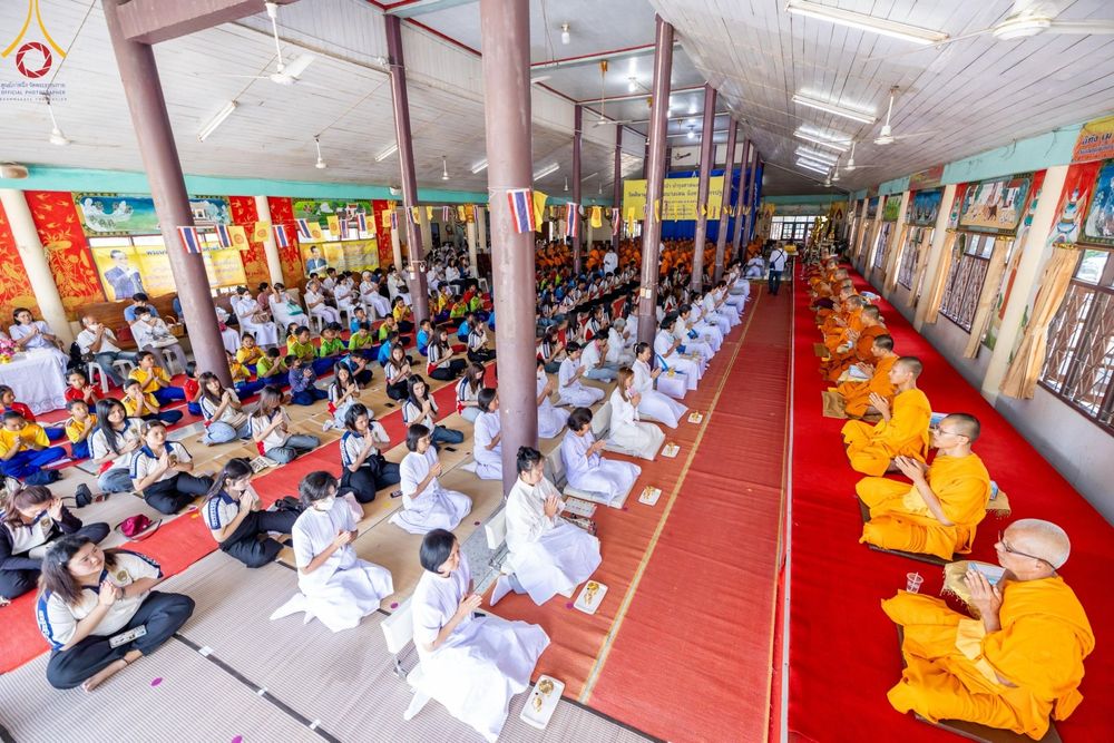 ภาพ No.199599:พิธีทอดผ้าป่าทำนุบำรุงศาสนสถาน ณ วัดศิลามูล ตำบลหินมูล อำเภอบางเลน จังหวัดนครปฐม ในโครงการธรรมยาตรา กตัญญูบูชา มหาปูชนียาจารย์ พระมงคลเทพมุนี(สด จนฺทสโร) พระผู้ปราบมาร อนุสรณ์สถาน 7 แห่ง ปีที่ 13 วันที่ 21 มกราคม พ.ศ. 2568
