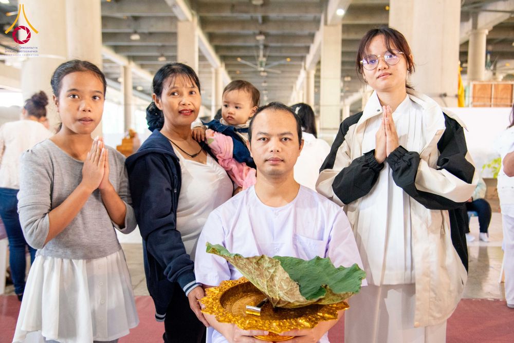 ภาพ No.293627:วันที่ 10 มกราคม พ.ศ. 2569 พิธีปลงผมธรรมทายาทบูชาธรรม 117  ปี คุณยายอาจารย์ฯ ณ วิหารคด วัดพระธรรมกาย ปทุมธานี