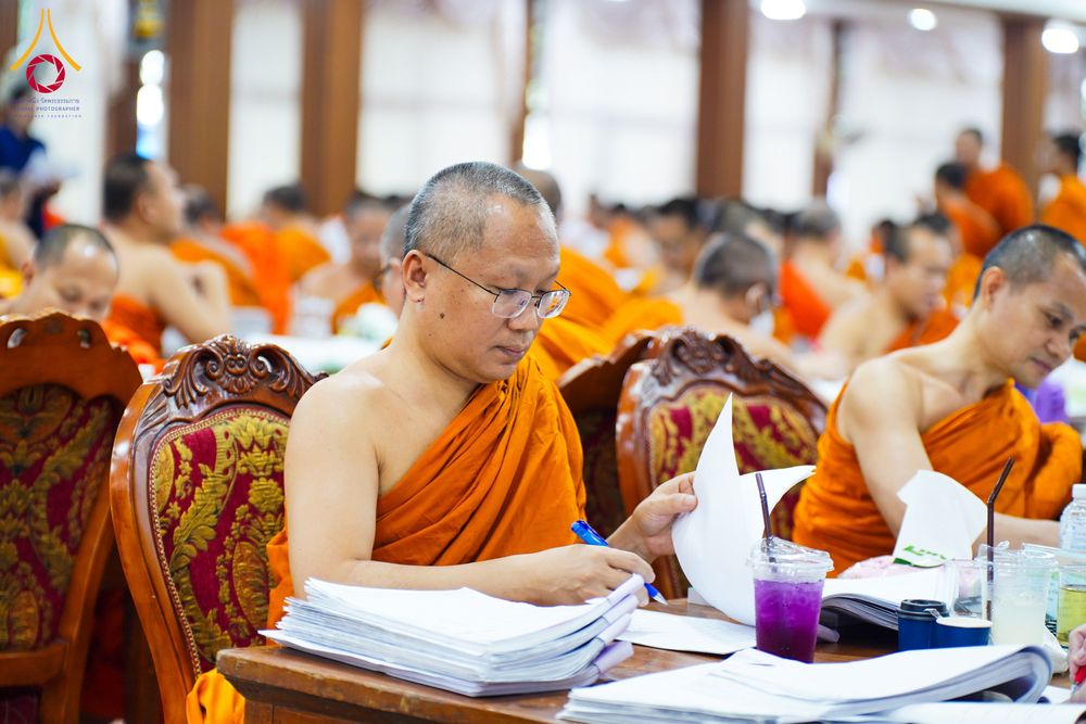 ภาพ No.281333:วันที่ 25 ธันวาคม พ.ศ. 2568 บรรยากาศการตรวจใบข้อสอบธรรมสนามหลวง  นักธรรมชั้นเอก และธรรมศึกษาชั้นเอก ส่วนภูมิภาค  ณ ศาลาอบรมสงฆ์ วัดสามพระยาวรวิหาร เขตพระนคร กรุงเทพมหานคร