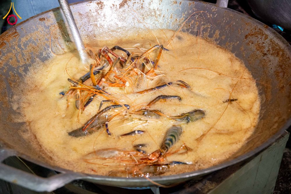 ภาพ No.288763:วันที่ 6 มกราคม พ.ศ. 2569 พิธีถวายภัตตาหารเป็นสังฆทาน แด่พระธรรมยาตรา ในโครงการธรรมยาตรา กตัญญูบูชา มหาปูชนียาจารย์ พระมงคลเทพมุนี(สด จนฺทสโร) พระผู้ปราบมาร อนุสรณ์สถาน 7 แห่ง ปีที่ 14 ณ อนุสรณ์สถานมหาวิหารพระมงคลเทพมุนี (โลตัสแลนด์) อ.สองพี่น้อง จ.สุพรร