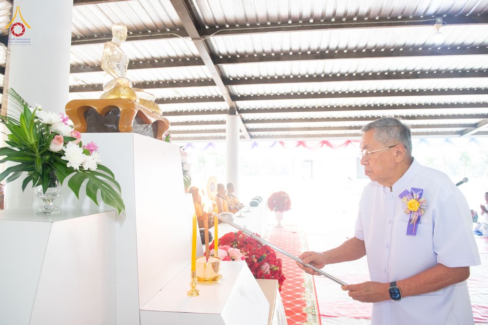 ภาพ No.337032:วันเสาร์ที่ 27 มิถุนายน พ.ศ. 2569 พิธีตักบาตรแด่คณะสงฆ์ 323 วัด 4 จังหวัดชายแดนภาคใต้ พิธีถวายสังฆทานแด่คณะสงฆ์ 323 วัด ปีที่ 22 ครั้งที่ 186 พิธีมอบกองทุนหนุนแรงใจช่วยครูใต้ ปีที่ 19 ครั้งที่ 149 และพิธีทำบุญอุทิศส่วนกุศลให้ผู้วายชนม์ ณ ศูนย์ปฏิบัติธรรม