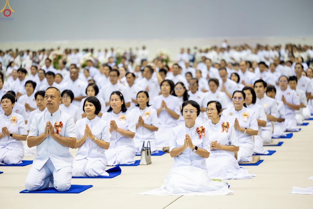 ภาพ No.339532:วันที่ 18 กรกฎาคม พ.ศ.2569 วันมหารำลึก ครั้งที่ 36 ณ ห้องแก้วสารพัดนึก 1 วัดพระธรรมกาย
