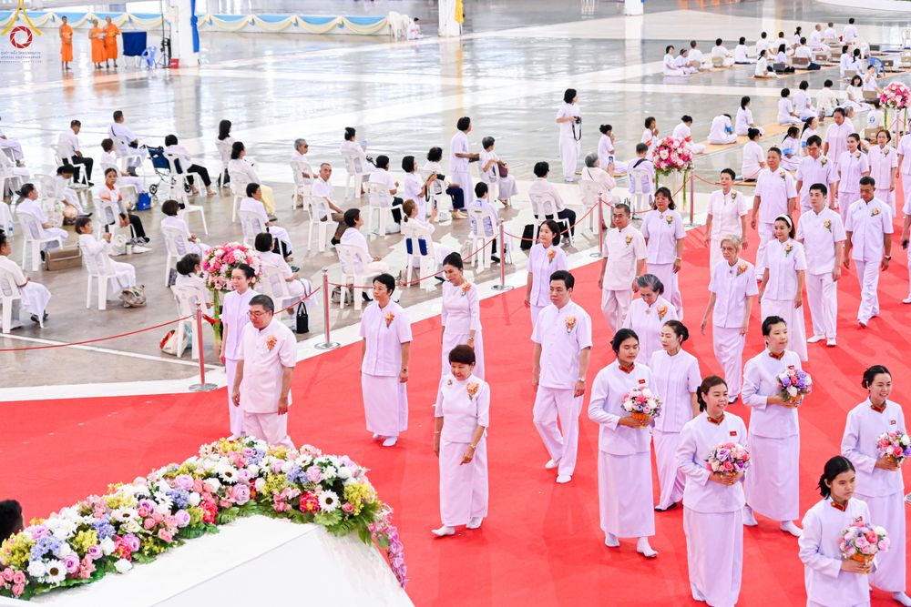 ภาพ No.342756:วันอาทิตย์ที่ 9 สิงหาคม พ.ศ.2569 พิธีจุดเทียนใจ ไฟนิรันดร์ อนันตชัย ณ รัตนบัลลังก์ วัดพระธรรมกาย