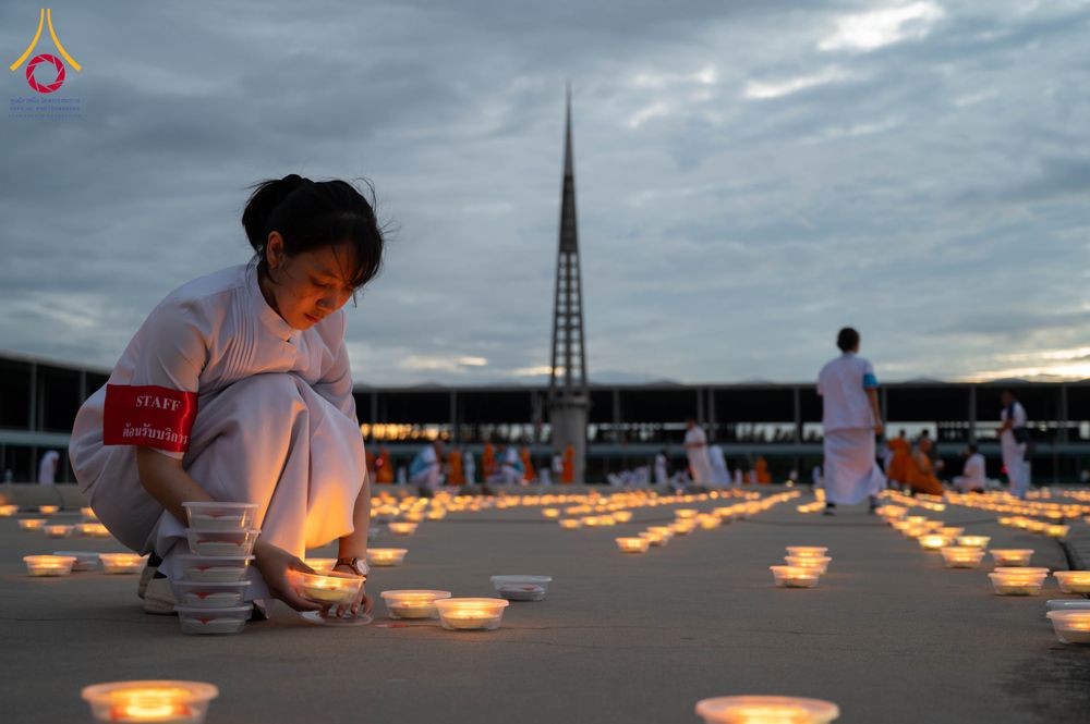 ภาพ No.345757:วันพฤหัสบดีที่ 27 สิงหาคม พ.ศ.2569 พิธีจุดประทีป เนื่องในวันธรรมชัย ณ วัดพระธรรมกาย ปทุมธานี