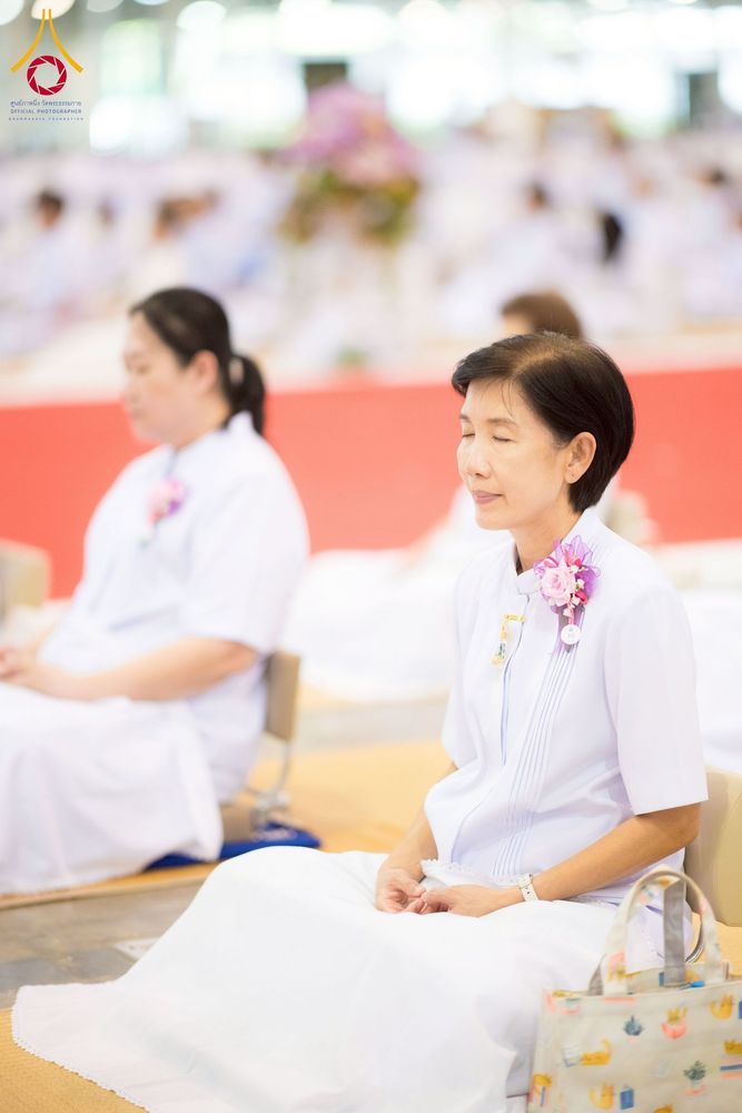 ภาพ No.261353:วันอาทิตย์ที่ 5 ตุลาคม พ.ศ. 2568 พิธีจุดเทียนใจ ไฟนิรันด์ อนันตชัย ณ สภาธรรมกายสากล วัดพระธรรมกาย