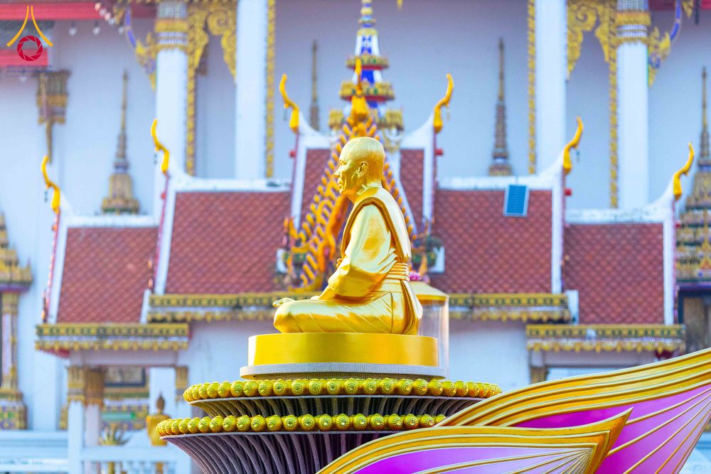 ภาพ No.297406:วันที่ 15 มกราคม พ.ศ.2569 พระธรรมยาตราปฏิบัติธรรมและถ่ายภาพหมู่ประวัติศาสตร์ อนุสรณ์สถานลำดับที่ 4 สถานที่เกิดด้วยกายธรรม  ณ วัดโบสถ์บน ต.บางคูเวียง จ.นนทบุรี ในโครงการธรรมยาตรา กตัญญูบูชา มหาปูชนียาจารย์ พระมงคลเทพมุนี(สด จนฺทสโร) พระผู้ปราบมาร อนุสรณ์ส