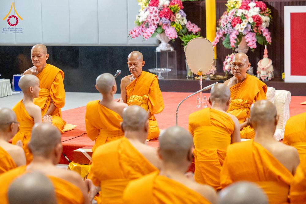 ภาพ No.286623:วันเสาร์ที่ 12 กรกฏาคม พ.ศ.2568 พิธีบรรพชาอุปสมบท  โครงการบรรพชาอุปสมบทหมู่ ธรรมทายาทนานาชาติ(ภาคภาษาจีน), โครงการบรรพชาสามเณร โรงเรียนนานาชาติ รุ่นที 14