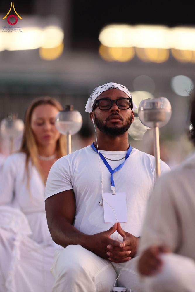 ภาพ No.312170:วันอังคารที่ 3 มีนาคม พ.ศ.2569 พิธีเวียนประทักษิณและจุดมาฆประทีป ณ ลานธรรมพระมหาธรรมกายเจดีย์ วัดพระธรรมกาย