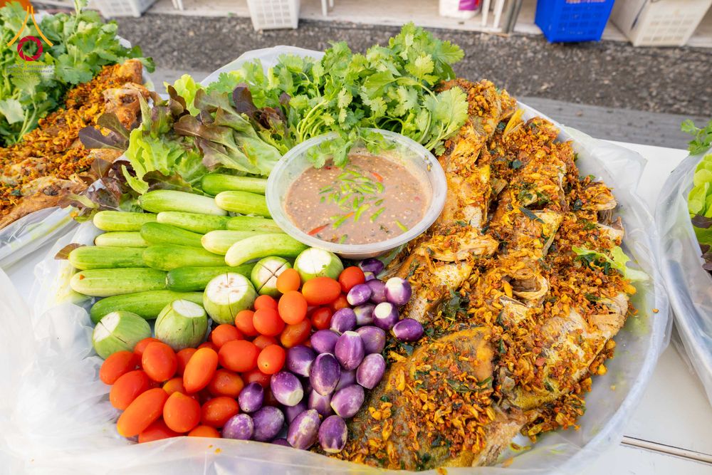 ภาพ No.296754:วันที่ 18 มกราคม พ.ศ. 2569 พิธีถวายภัตตาหารเป็นสังฆทาน แด่พระธรรมยาตรา ณ วัดโบสถ์บน ต.บางคูเวียง จ.นนทบุรี อนุสรณ์สถานลำดับที่ 4 สถานที่เกิดด้วยกายธรรม ในโครงการธรรมยาตรา กตัญญูบูชา มหาปูชนียาจารย์ พระมงคลเทพมุนี(สด จนฺทสโร) พระผู้ปราบมาร อนุสรณ์สถาน 7 แ