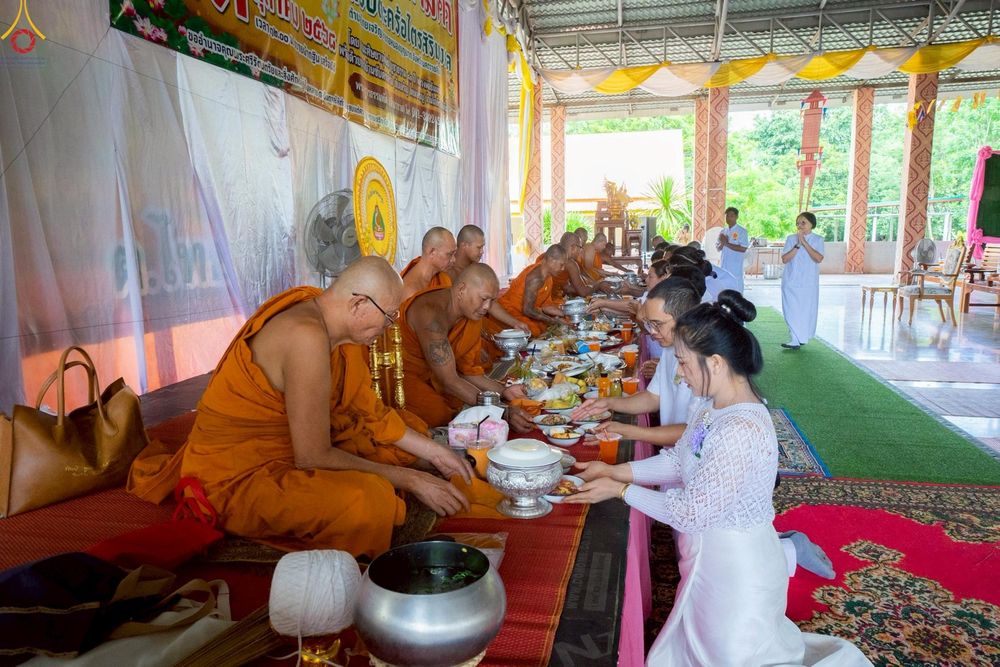 ภาพ No.262170:วันที่ 23 ตุลาคม พ.ศ. 2568 พิธีทอดกฐินสามัคคีทั่วไทย 30,000 วัด โดยคณะศิษยานุศิษย์ บูชาธรรม 81 ปี หลวงพ่อธัมมชโย ณ วัดซับตระคร้อ อ.หนองบุญมาก จ.นครราชสีมา