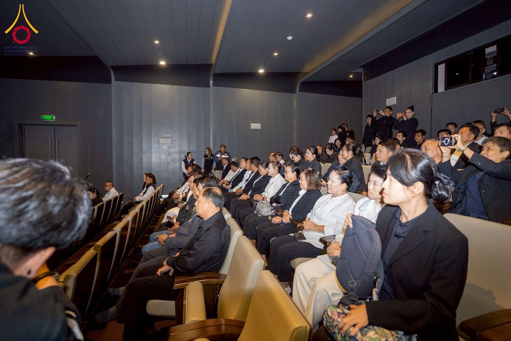 ภาพ No.271891:วันที่ 22 พฤศจิกายน พ.ศ. 2568 ผู้ว่าฯ ปทุมธานี ลงพื้นที่เยี่ยม “อำเภอคลองหลวง” พร้อมชมการเตรียมความพร้อมเทศกาลสวนดอกไม้ปทุมธานี “ทุ่งสวรรค์ ตะวันฉาย” ณ วัดพระธรรมกาย