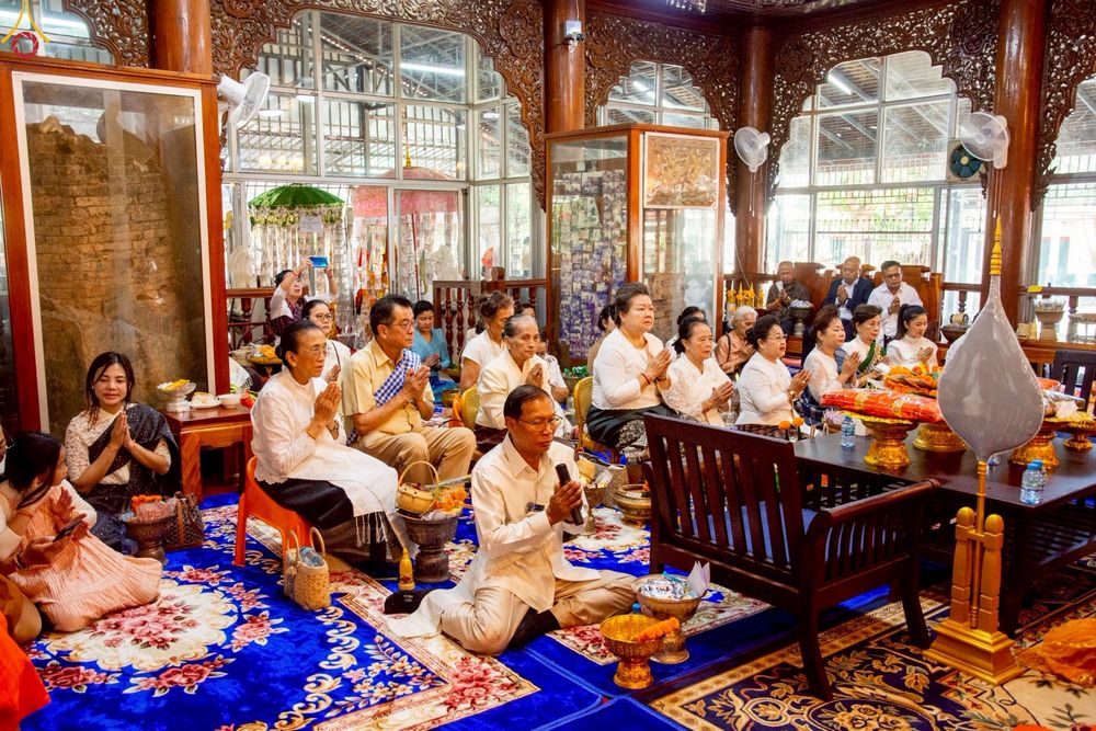 ภาพ No.271711:วันอาทิตย์ที่ 26 ตุลาคม พ.ศ. 2568 กฐินสมทบวัดต่างประเทศ โดยคณะศิษยานุศิษย์ บูชาธรรม 81 ปี  หลวงพ่อธัมมชโย ณ วัดสีอัมพอน นครเวียงจันทน์ สปป.ลาว