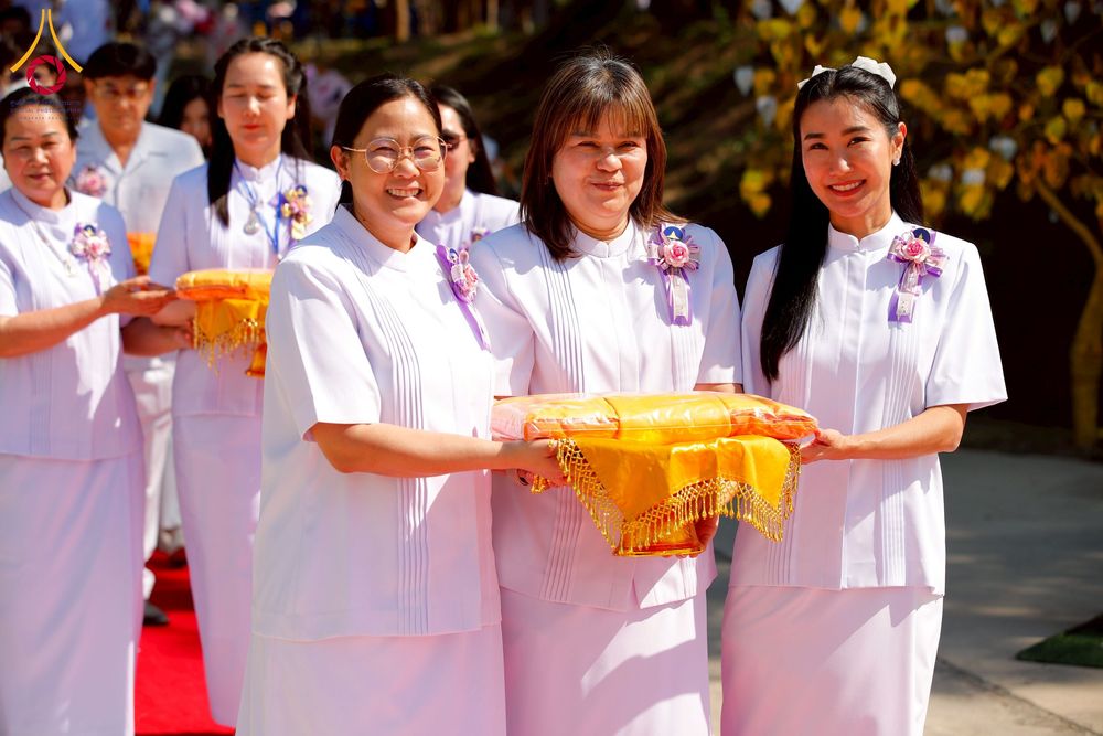 ภาพ No.274910:วันอาทิตย์ที่ 30 พฤศจิกายน พ.ศ. 2568 พิธีทอดผ้าป่า "สร้างองค์พระเจดีย์เพื่อสร้างสันติภาพโลก" ณ ศูนย์ปฏิบัติธรรมระยอง (บ้านช่องลม)