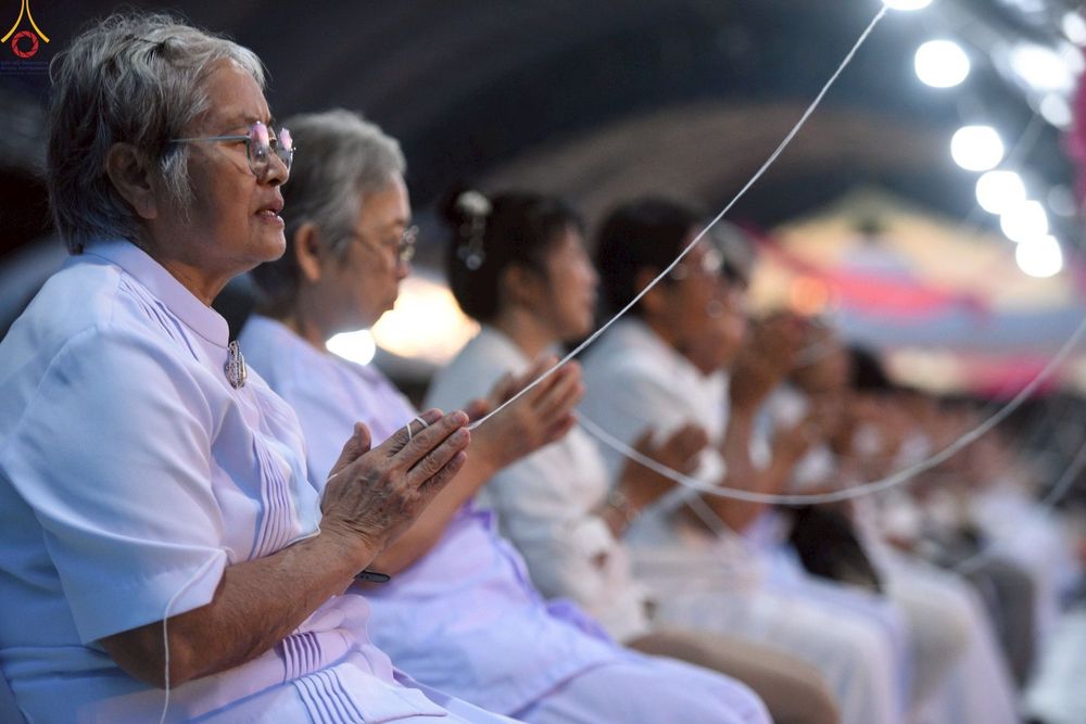 ภาพ No.261539:วันที่ 17-18 ตุลาคม พ.ศ. 2568 พิธีเจริญพระพุทธมนต์คณะสงฆ์ 108 กลั่นแผ่นดินองค์พระเจดีย์สระบุรี สมโภชองค์กฐิน และพิธีทอดกฐิน ณ ศูนย์ปฏิบัติธรรมสระบุรี ในโครงการกฐินสามัคคีทั่วไทย 30,000 วัด บูชาธรรม 81 ปี หลวงพ่อธัมมชโย โดยคณะศิษยานุศิษย์วัดพระธรรมกาย