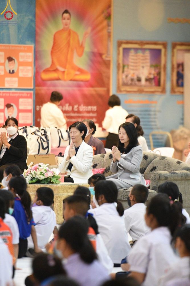 ภาพ No.102297:วันรวมพลังเด็กดี ผู้นำฟื้นฟูศีลธรรมโลก จังหวัดสระบุรี ณ ห้างทวีกิจคอมเพล็กซ์  อ.เมือง จ.สระบุรี วันพุธที่ 13 ธันวาคม พ.ศ. 2566