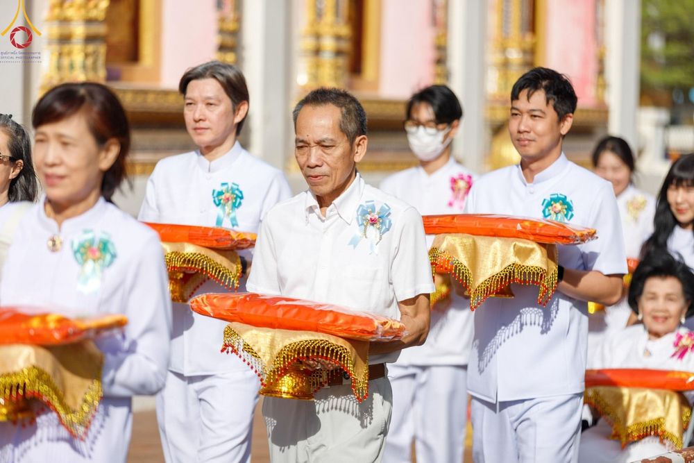 ภาพ No.196680:พิธีทอดผ้าป่าทำนุบำรุงศาสนสถาน ณ วัดสิงห์ ต.บางคูเวียง อ.บางกรวย จ.นนทบุรี ในโครงการธรรมยาตรา กตัญญูบูชา มหาปูชนียาจารย์ พระมงคลเทพมุนี(สด จนฺทสโร) พระผู้ปราบมาร อนุสรณ์สถาน 7 แห่ง ปีที่ 13 วันที่ 17 มกราคม พ.ศ. 2568
