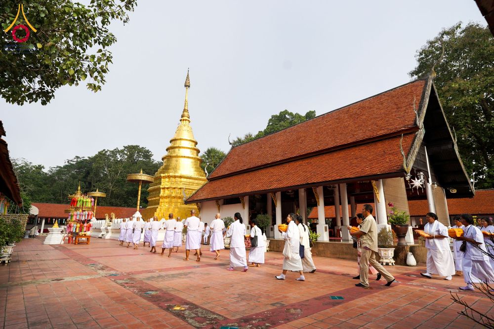 ภาพ No.179908:พิธีบรรพชาสามเณรและอุปสมบท โครงการบรรพชาอุปสมบทหมู่บูชาธรรมมหาปูชนียจารย์ ณ วัดพระธาตุจอมทอง และ วัดพระธาตุศรีโคมคำ อ.เมือง จ.พะเยา วันอังคารที่ ๓ ธันวาคม พ.ศ. ๒๕๖๗