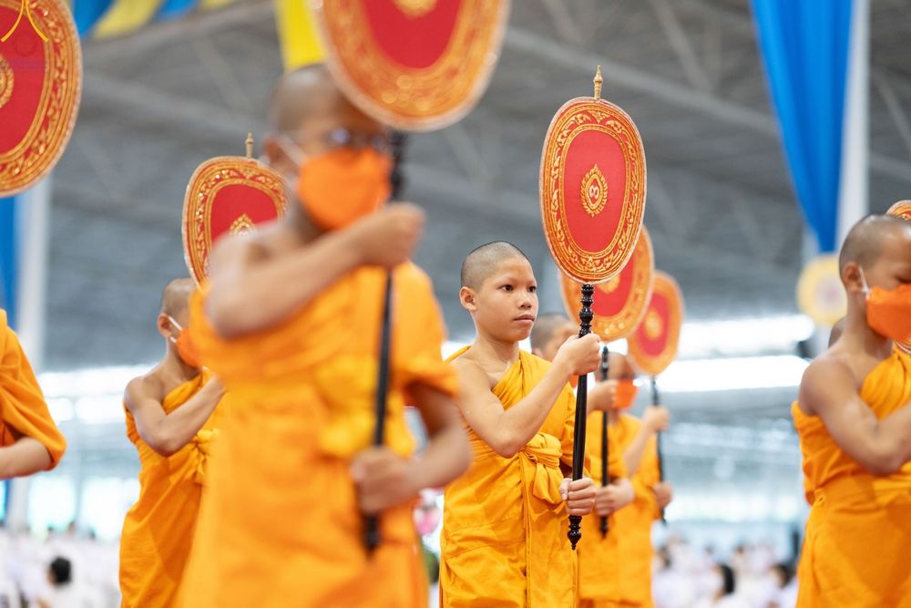 ภาพ No.88105:พิธีมุทิตาสักการะ เปรียญธรรม 9,6,3 และบาลีศึกษา 6,3  พิธีมอบดวงแก้วสามเณรทรงบาลีไวยากรณ์ วันอาทิตย์ 17 กันยายน พ.ศ. 2566 ณ สภาธรรมกายสากล วัดพระธรรมกาย