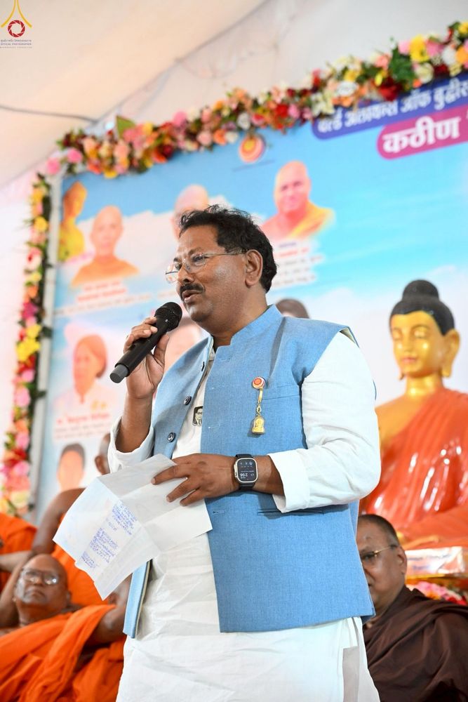 ภาพ No.263331:วันที่ 16 ตุลาคม พ.ศ. 2568 กฐินสมทบหลวงพ่อ ธัมมชโย ถวายแด่ วัดพุทธตรีรัตนะ วิหาร , เมือง ดร อัมเบ็ดการ์ นาการ์ นันเดท  รัฐมหาราษฎร์  ประเทศอินเดีย 