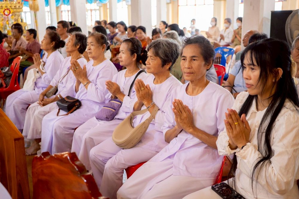 ภาพ No.259530:วันที่ 19 ตุลาคม พ.ศ. 2568 พิธีทอดกฐินสามัคคีทั่วไทย 30,000 วัด โดยคณะศิษยานุศิษย์ บูชาธรรม 81 ปี หลวงพ่อธัมมชโย ณ วัดแก้วฟ้า จ.พระนครศรีอยุธยา