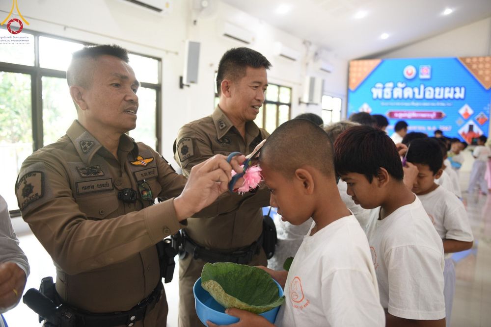 ภาพ No.133364:พิธีตัดปอยผม ธรรมทายาท โครงการบรรพชาสามเณร ฟื้นฟูพระพุทธศาสนาทั่วไทย  ณ ศูนย์ปฏิบัติธรรมจังหวัดสระบุรี อ.พระพุทธบาท จ.สระบุรี  วันที่ 2 เมษายน พ.ศ. 2567