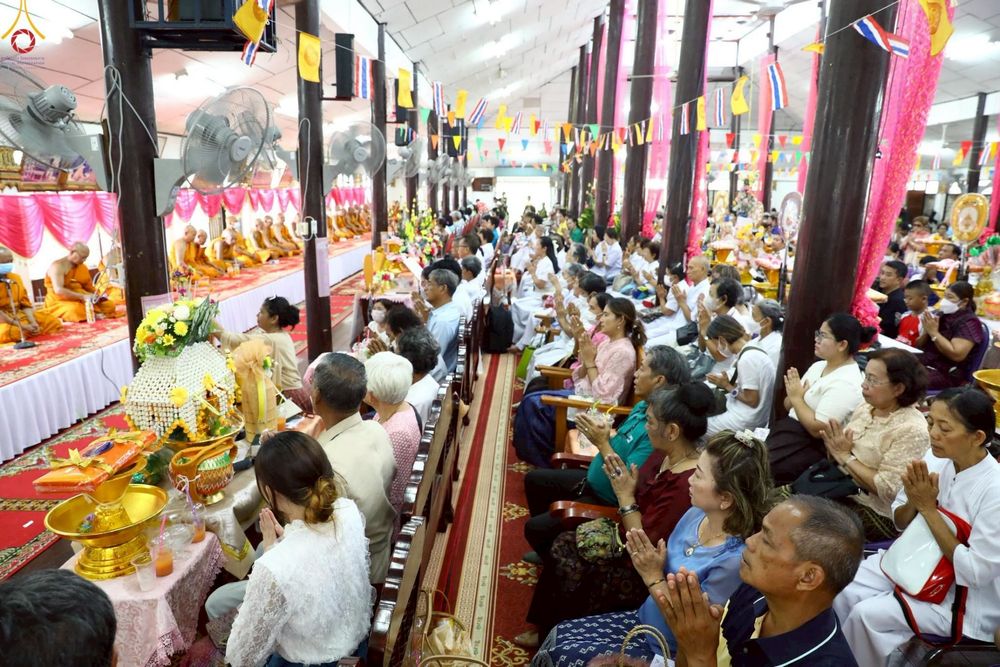 ภาพ No.250364:วันพุธที่ 8 ตุลาคม พ.ศ. 2568 พิธีทอดกฐินสามัคคีทั่วไทย 30,000 วัด โดยคณะศิษยานุศิษย์ บูชาธรรม 81 ปี หลวงพ่อธัมมชโย ณ วัดครุใน อ.พระประแดง จ.สมุทรปราการ