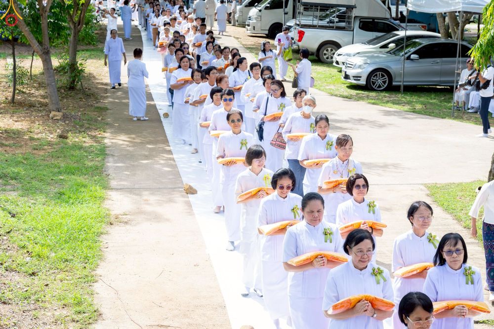 ภาพ No.255824:วันที่ 14 ตุลาคม พ.ศ. 2568 พิธีทอดกฐินสามัคคีทั่วไทย 30,000 วัด โดยคณะศิษยานุศิษย์ บูชาธรรม 81 ปี หลวงพ่อธัมมชโย ณ ศูนย์ปฏิบัติธรรมชัยนาท ต.ธรรมามูล อ.ชัยนาท จ.ชัยนาท