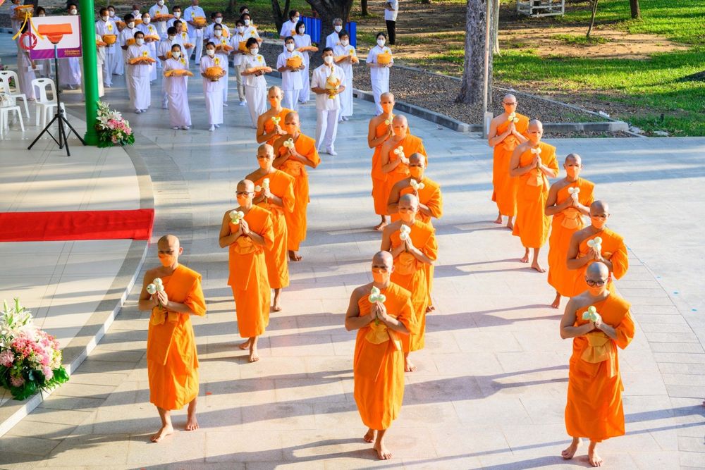 ภาพ No.80676:พิธีอุปสมบทสามเณรเตรียม DCI รุ่นที่20 จำนวน 15 รูป ณ อุโบสถพระไตรปิฎก วัดพระธรรมกาย วันเสาร์ที่ 6 พฤษภาคม พ.ศ. 2566