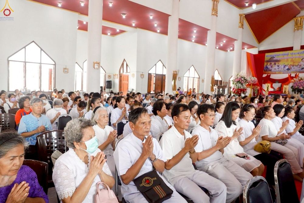 ภาพ No.258787:วันที่ 18 ตุลาคม พ.ศ. 2568 พิธีทอดกฐินสามัคคีทั่วไทย 30,000 วัด โดยคณะศิษยานุศิษย์ บูชาธรรม 81 ปี หลวงพ่อธัมมชโย ณ วัดคลองเตยนอก เขตคลองเตย กรุงเทพฯ