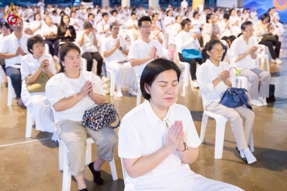 ภาพ No.266460:วันพุธที่ 5 พฤศจิกายน พ.ศ. 2568 (วันพระ ขึ้น 15 ค่ำ เดือน 12) พิธีฉลองชัยสวดมนต์ บทธัมมจักกัปปวัตตนสูตร ครบ 7,844,555,555 จบ ในวันลอยกระทง วัดพระธรรมกาย จ.ปทุมธานี