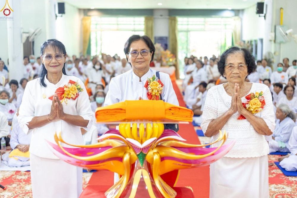 ภาพ No.262918:วันที่ 22 ตุลาคม พ.ศ. 2568 พิธีทอดกฐินสามัคคีทั่วไทย 30,000 วัด โดยคณะศิษยานุศิษย์ บูชาธรรม 81 ปี หลวงพ่อธัมมชโย ณ ธุดงคสถานทรงธรรมกำแพงเพชร ต.ทรงธรรม อ.เมือง จ.กำแพงเพชร