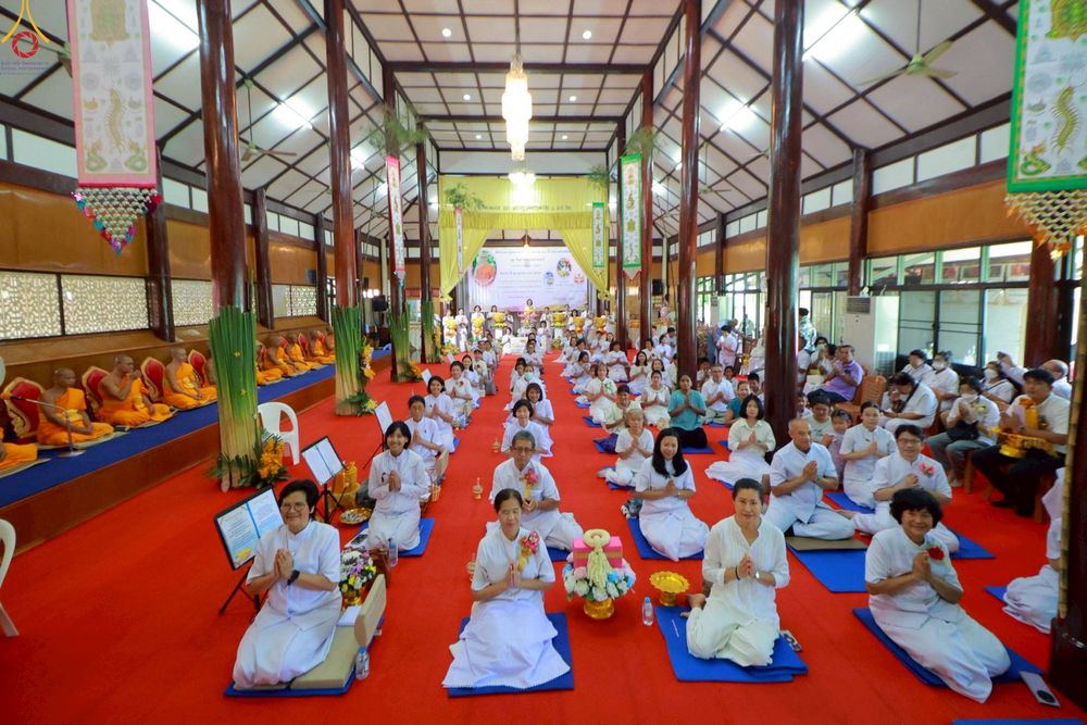 ภาพ No.254426:วันที่ 11 ตุลาคม พ.ศ. 2568 พิธีทอดกฐินสามัคคีทั่วไทย 30,000 วัด โดยคณะศิษยานุศิษย์ บูชาธรรม 81 ปี หลวงพ่อธัมมชโย ณ วัดกลางธนรินทร์ อ.พรหมบุรี จ.สิงห์บุรี