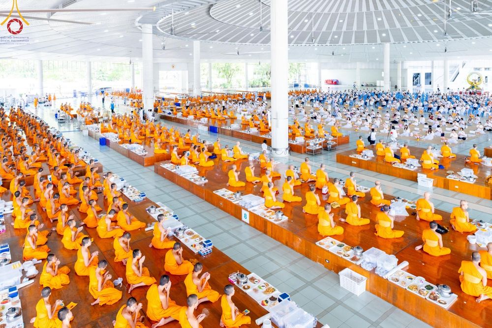 ภาพ No.186833:พิธีถวายภัตตาหารเมนูสวรรค์ "เพื่อการบรรลุธรรม" วันเสาร์ที่ 28 ธันวาคม พ.ศ.2567 ณ หอฉันคุณยายอาจารย์ฯ วัดพระธรรมกาย