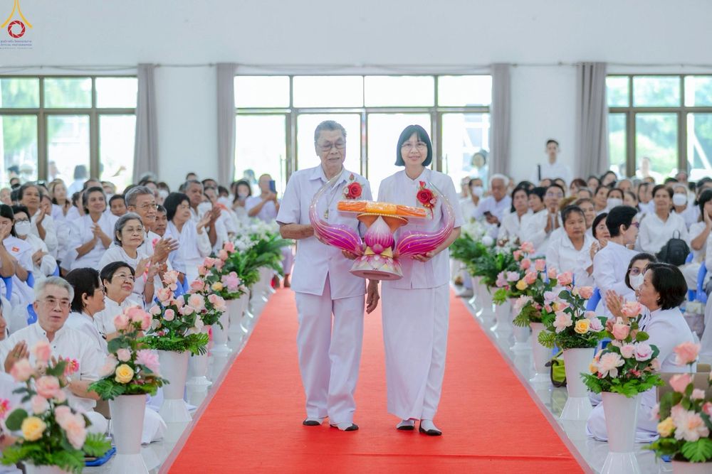 ภาพ No.246821:วันอาทิตย์ที่ 14 กันยายน พ.ศ. 2568 พิธีทอดผ้าป่า ซื้อดิน ปรับพื้นที่ลานธรรม  และพิธีกลั่นแผ่นดิน โปรยทราย สถาปนาองค์พระเจดีย์ เพื่อสร้างสันติภาพโลก  ณ ศูนย์ปฏิบัติธรรมสระบุรี อ.พระพุทธบาท จ.สระบุรี