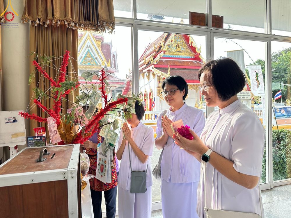 ภาพ No.171872:พิธีทอดกฐิน ณ วัดน้อยนางหงษ์ แขวงบางยี่ขัน เขตบางพลัด กรุงเทพฯ ในโครงการกฐินสามัคคีทั่วไทย 30,000 วัด บูชาธรรม 80 ปี หลวงพ่อธัมมชโย โดยคณะศิษยานุศิษย์วัดพระธรรมกาย วันที่ 26 ตุลาคม พ.ศ. 2567